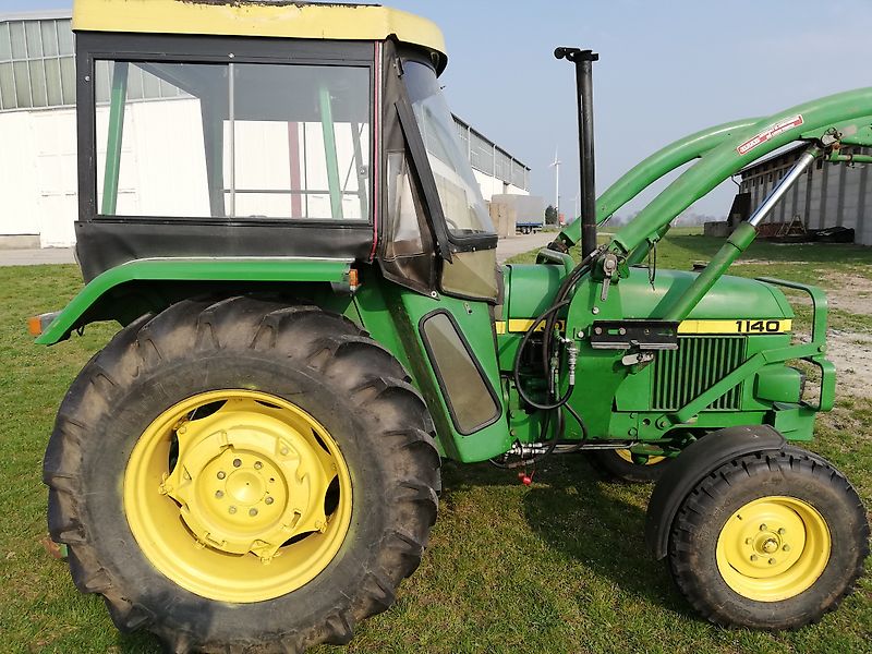 John Deere 1140