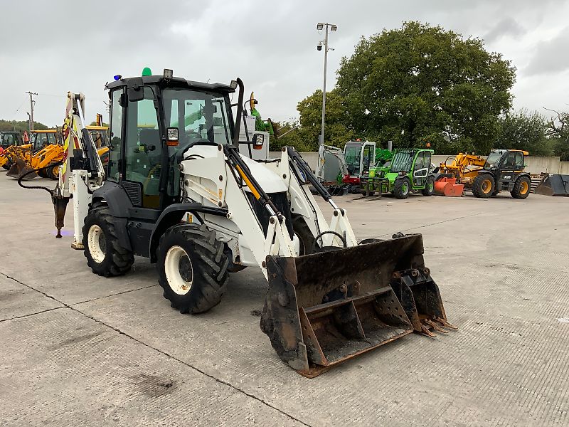 JCB 3CX Compact Wheeled Digger (ST24254)
