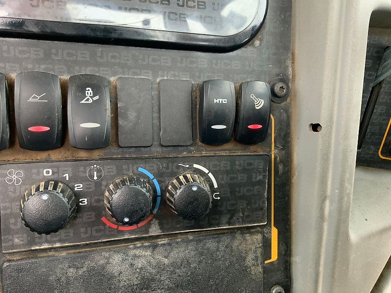 JCB 3CX Compact Wheeled Digger (ST24254)