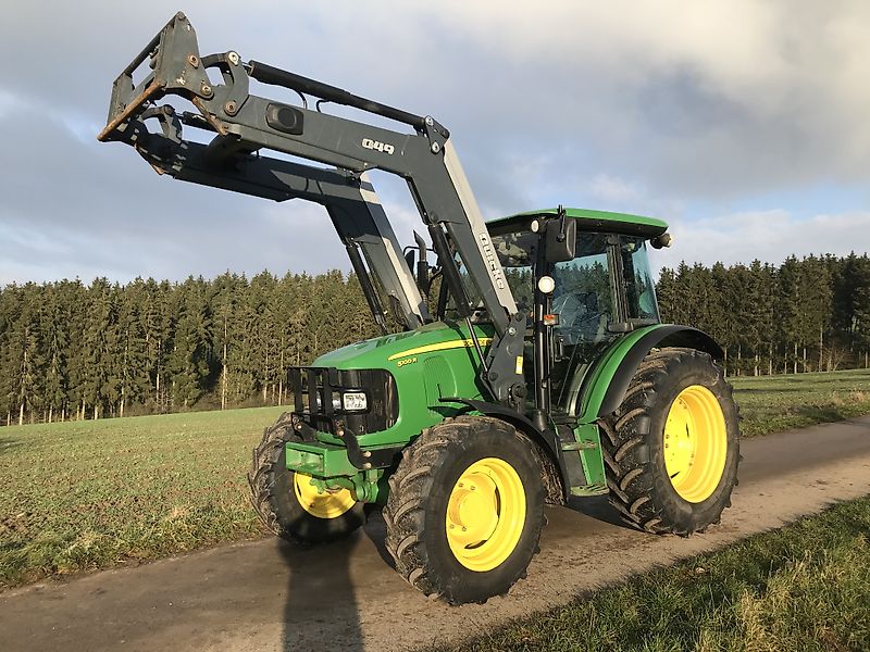 John Deere 5100R