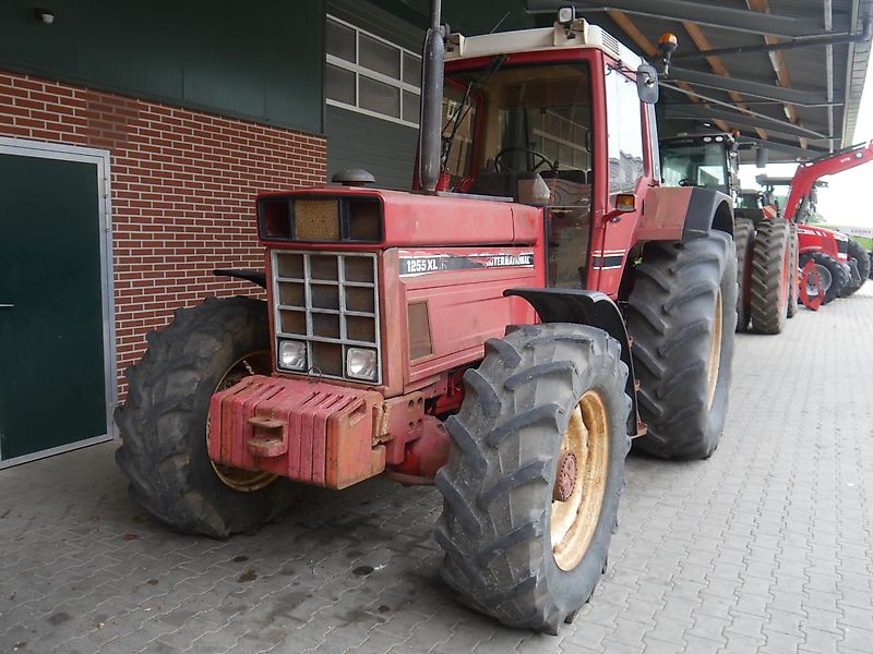 Case IH IHC 1255 XL nur 5390 Std.