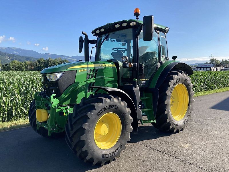 John Deere 6130R