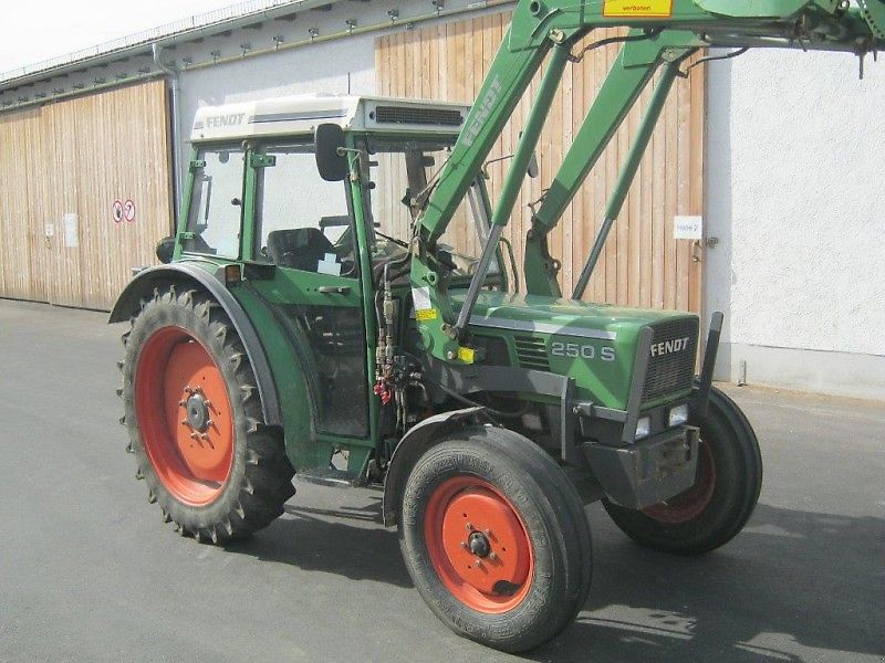 Fendt Farmer 250 S