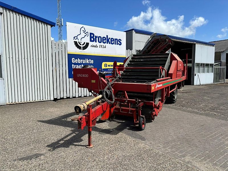 Kverneland UN 2400 Uienlader, type wagenrooier