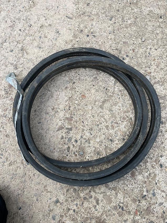 New Holland Antriebsriemen 84168012