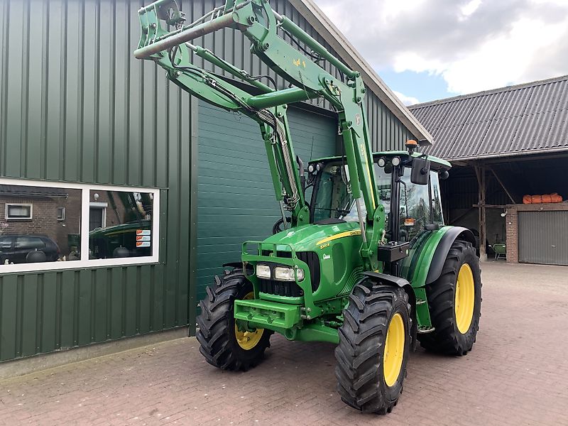 John Deere 5100R