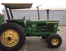 John Deere 5020
