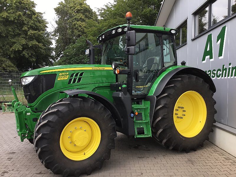 John Deere 6145R