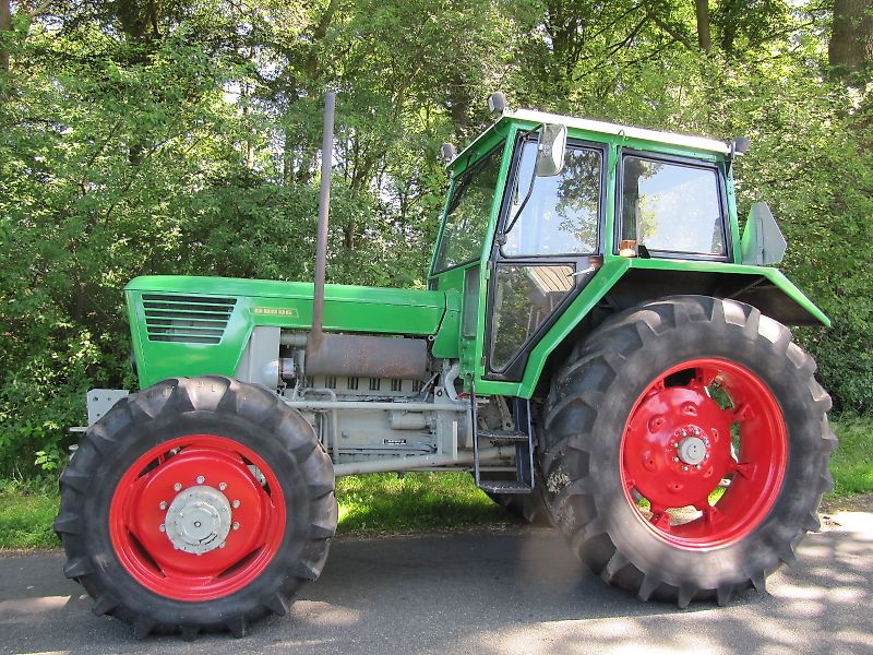 Deutz D8006