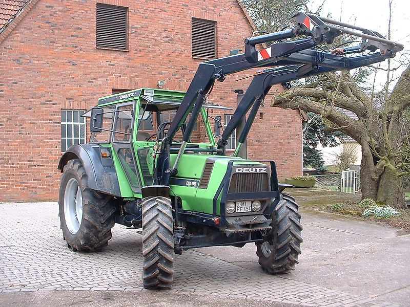 Deutz DX 85