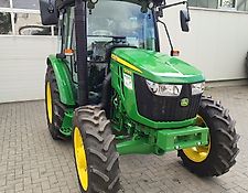 John Deere 5058E