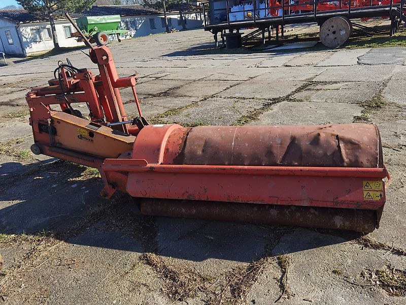 Mulchgeräte Prospekt von 02/2017 10023 DÜCKER Schlegelmäher 