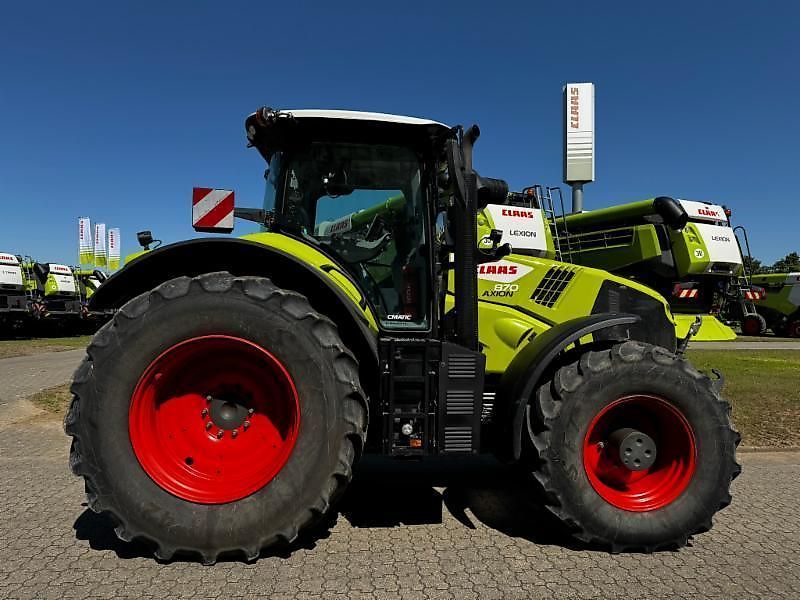 Claas AXION 870