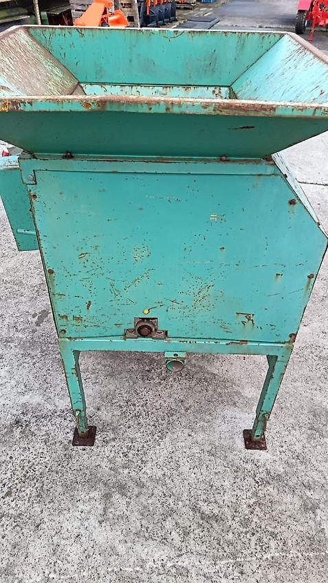 Biso Gemüsereiniger Knollenreiniger Biso Gemüseputzer Trockenreiniger Heuling Knollenreiniger