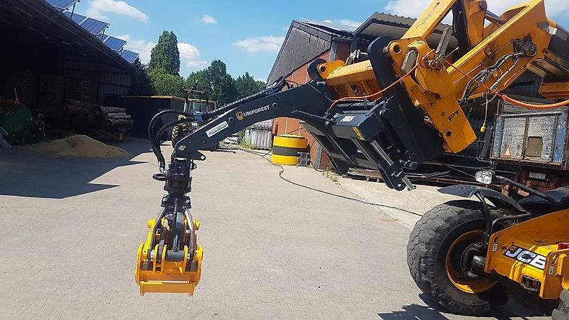 Uniforest Scorpion 1800 F Rückezange