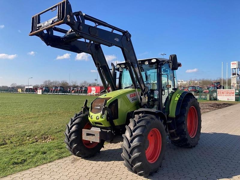 Claas Arion 430