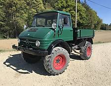 Mercedes-Benz Unimog