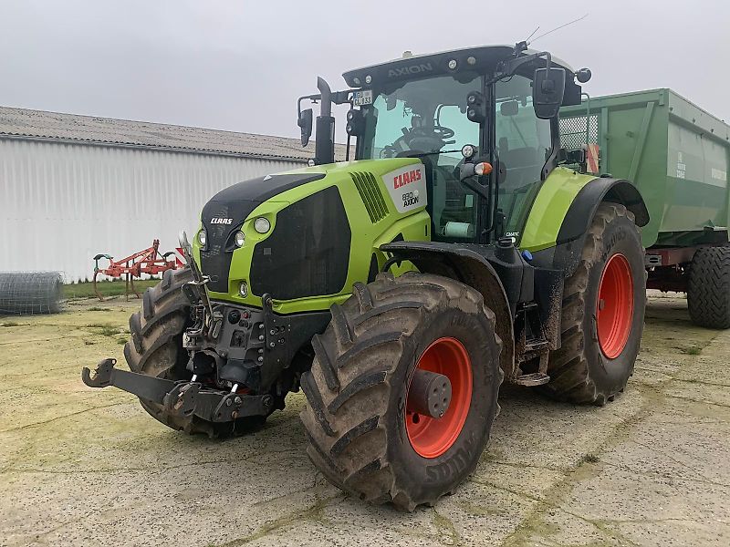 Claas Axion 830