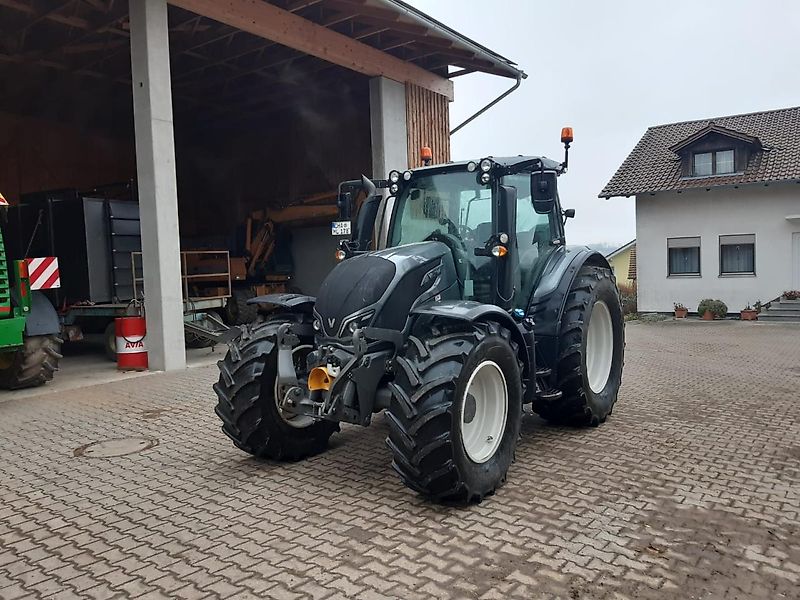 Valtra N174