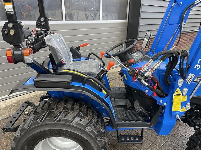 Solis S26 + minitractor met frontlader NIEUW 5 jaar GARANTIE