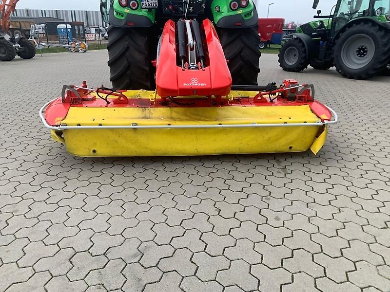 Pöttinger NOVACAT 301 ALPHA MOTION MÄKWERK