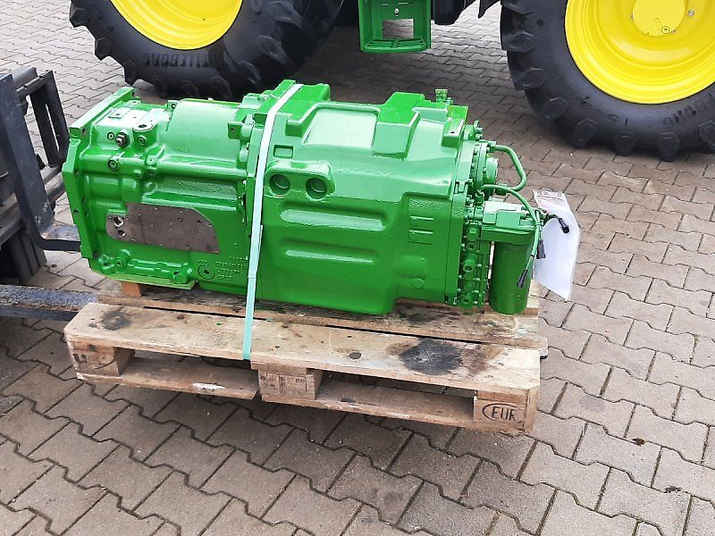 John Deere Reperatur JohnDeere AutoPowr Getriebe