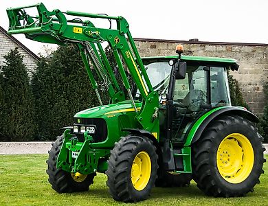 John Deere 5100R