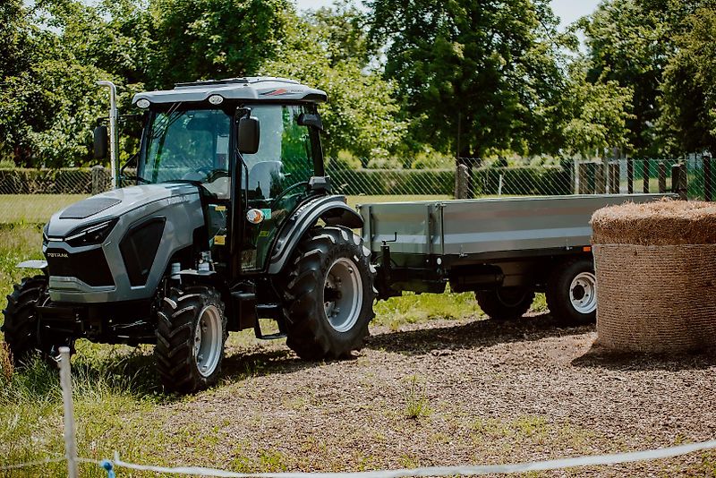 FoTrak Neu!! Fotrak 504K Allrad Motor: 50 PS Euro 5 Kabine Frontlader Druckluft kein Arbos