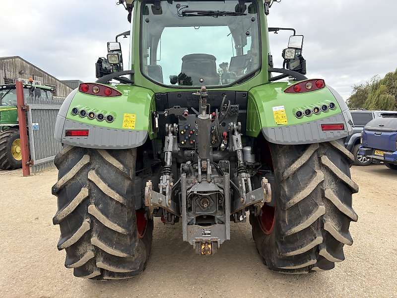 Fendt 724 PROFI PLUS,
