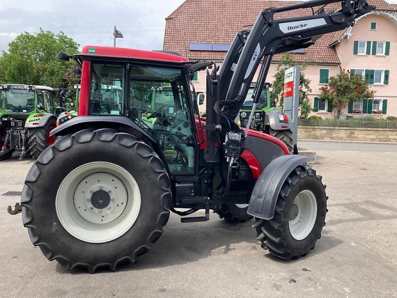 Valtra A93