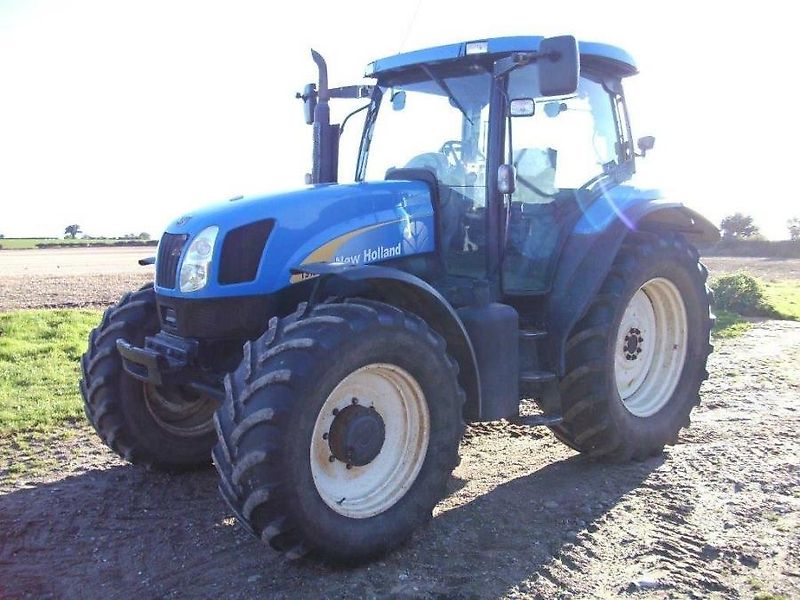 New Holland TS 125