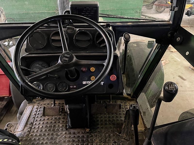 Deutz-Fahr DX 4.70 (D 1040 AT DS)