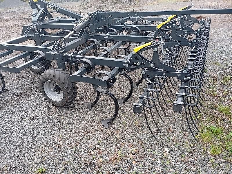 Agroland,kein Güttler, kein Treffler, kein Horsch bioculti 400