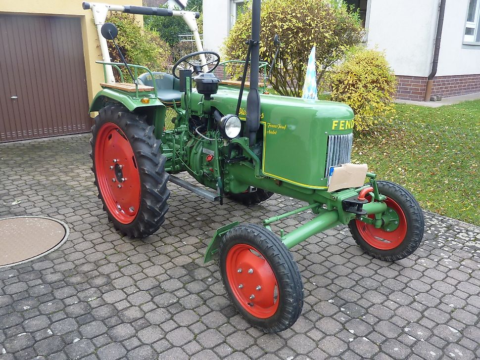 Fendt f12