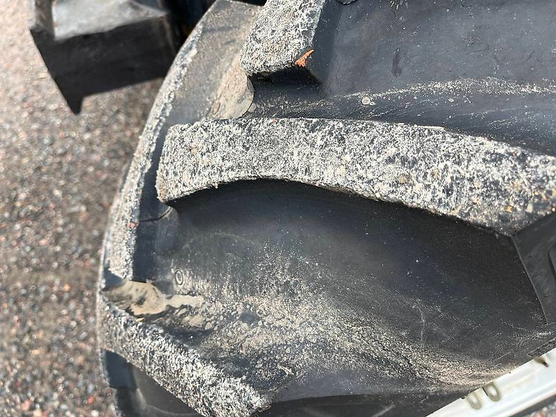 Case IH JX 95-4+ isme etukuormain