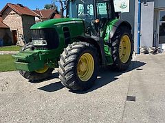 John Deere 7430