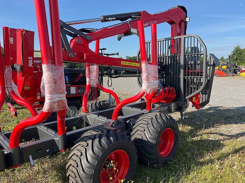 Krpan GP 12 DF mit Kran