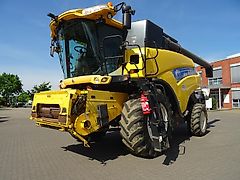 New Holland CR 980