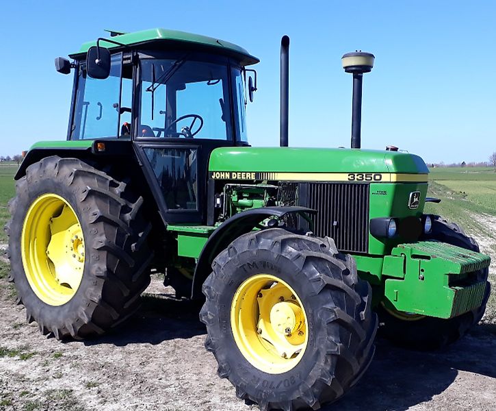 John Deere 3350