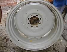 Alliance 650/65 R38 (157 A8)