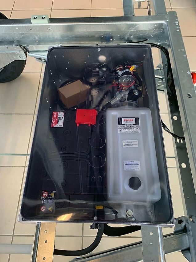 Böckmann DK-AL 3218/30 P 3000 kg Dreiseitenkipper Kipper