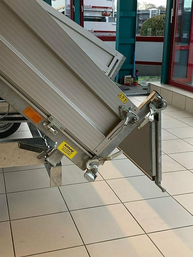 Böckmann DK-AL 3218/30 P 3000 kg Dreiseitenkipper Kipper