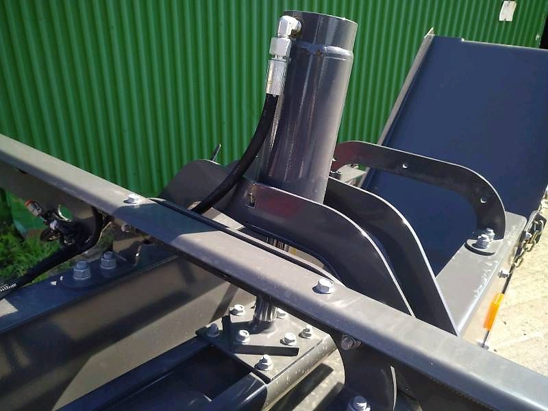 Massey Ferguson 1840