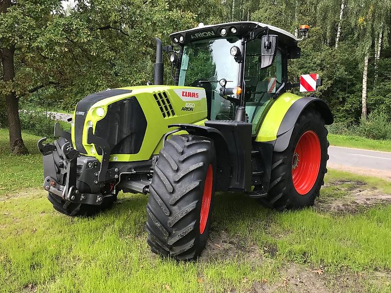 Claas Arion 650