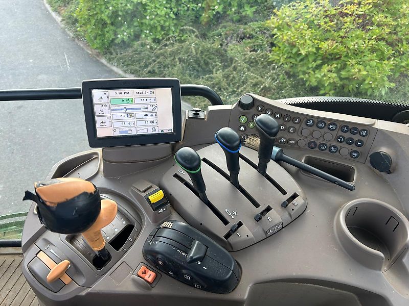 John Deere 6125R