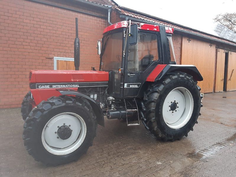 Case IH 956 XL