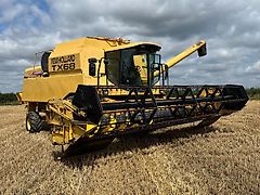 New Holland TX68 Combine