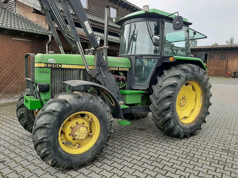 John Deere 3350