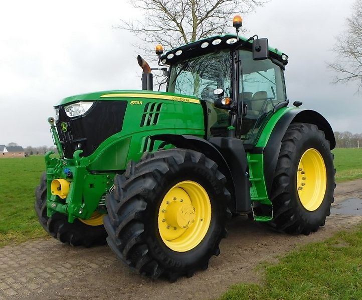 John Deere 6175R