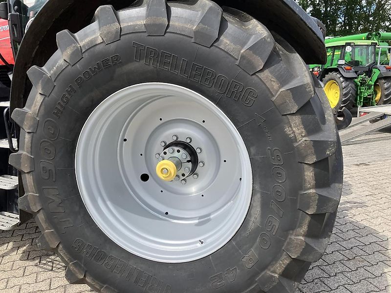 Case IH Optum 270 CVX